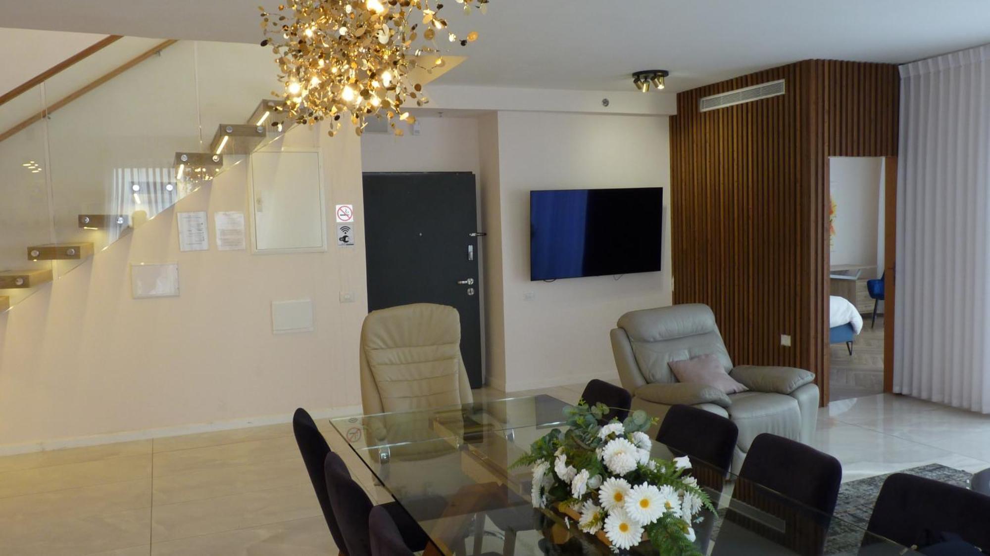 Jtower Royal Suites - The Penthouse - Alefimmoed Yerusalem Bagian luar foto
