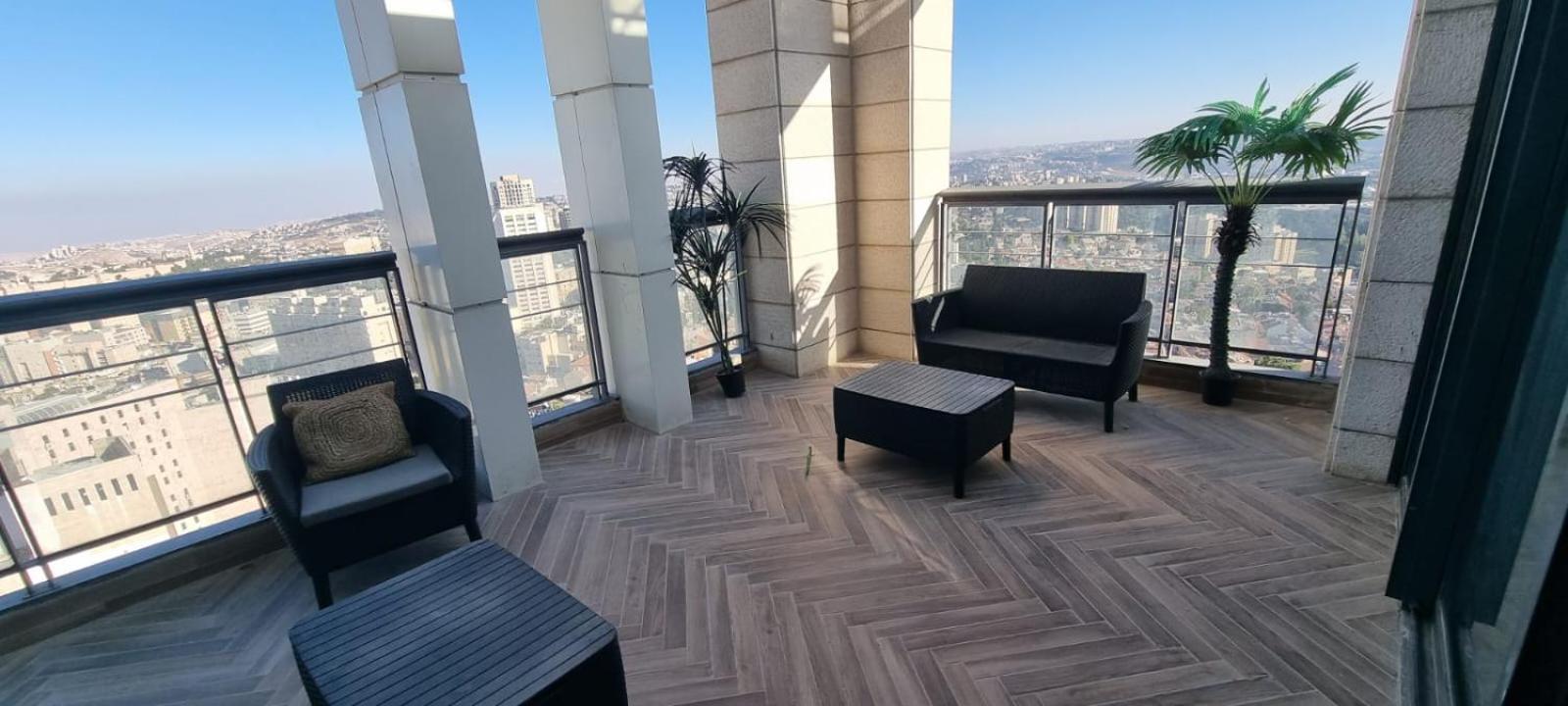 Jtower Royal Suites - The Penthouse - Alefimmoed Yerusalem Bagian luar foto